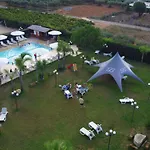 In Mit Terrasse- Gemeinschaftlichem Pool Und Grill By Interhome Lejlighed