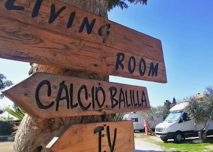 Lejlighed In Mit Terrasse- Gemeinschaftlichem Pool Und Grill By Interhome *