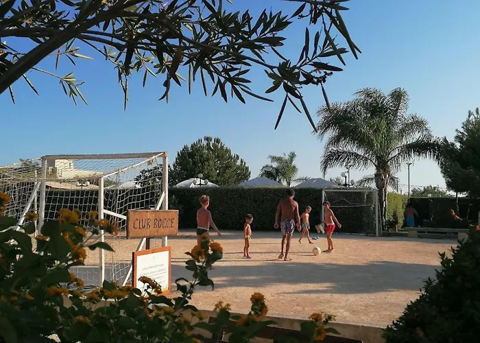 Lejlighed In Mit Terrasse- Gemeinschaftlichem Pool Und Grill By Interhome