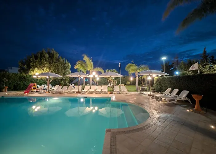 In Mit Terrasse- Gemeinschaftlichem Pool Und Grill By Interhome